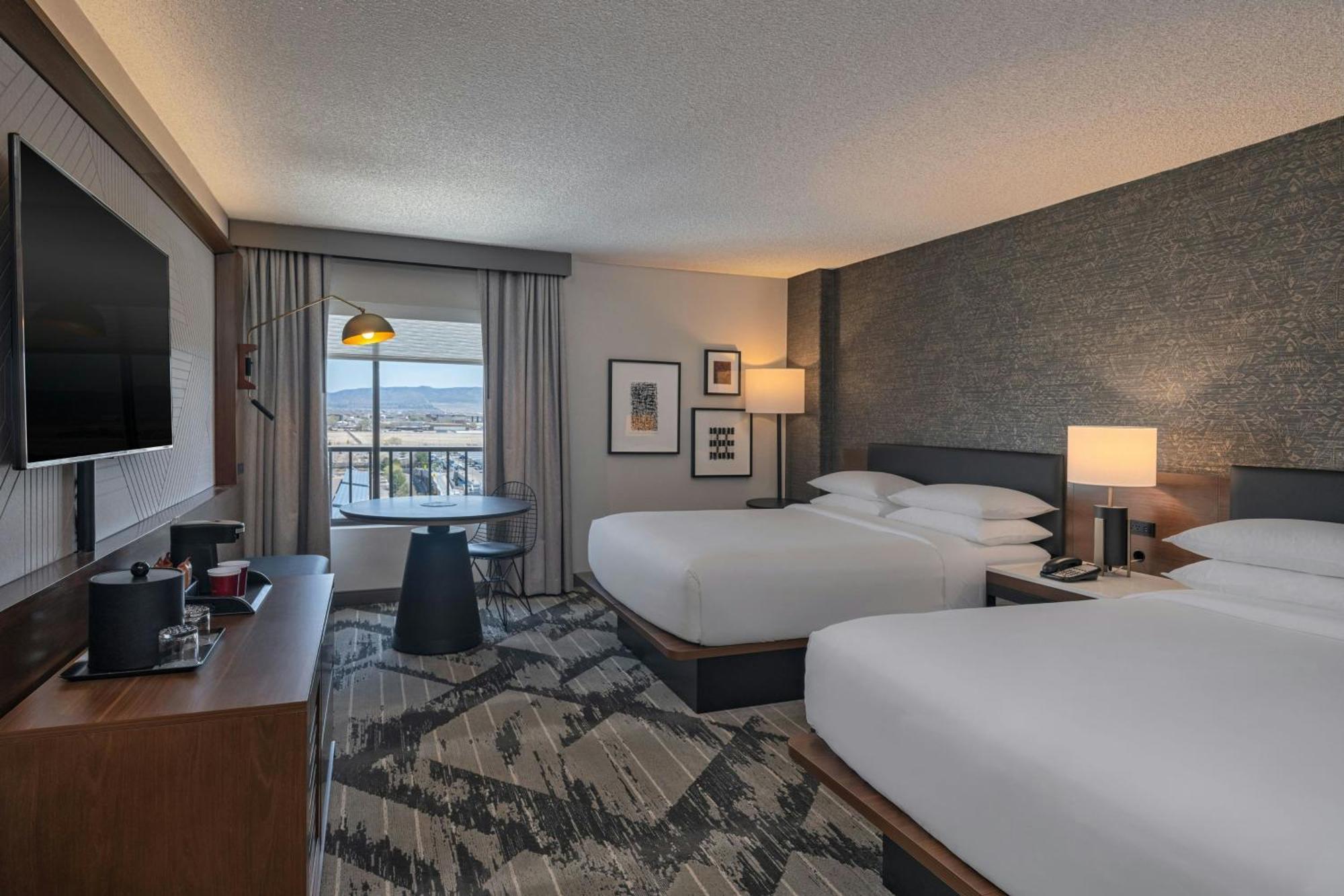 Sheraton Albuquerque Airport Hotel Exterior photo